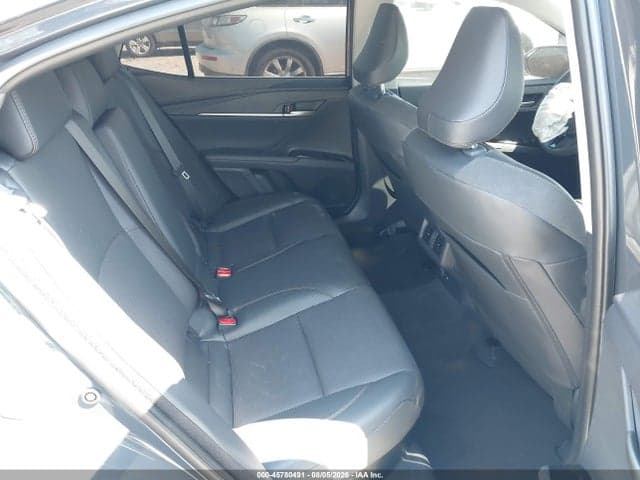 2026 TOYOTA CAMRY XLE 8