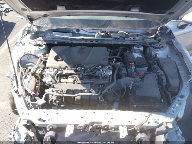 2021 TOYOTA CAMRY XLE 10