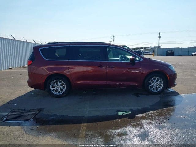 2020 CHRYSLER VOYAGER LXI 13