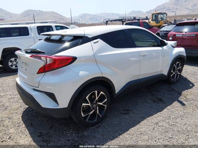 2019 TOYOTA C-HR XLE 4
