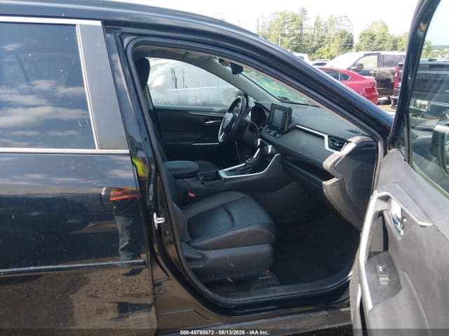 2020 TOYOTA RAV4 XLE PREMIUM 5