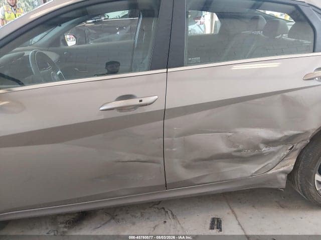 2024 HYUNDAI ELANTRA SEL 6