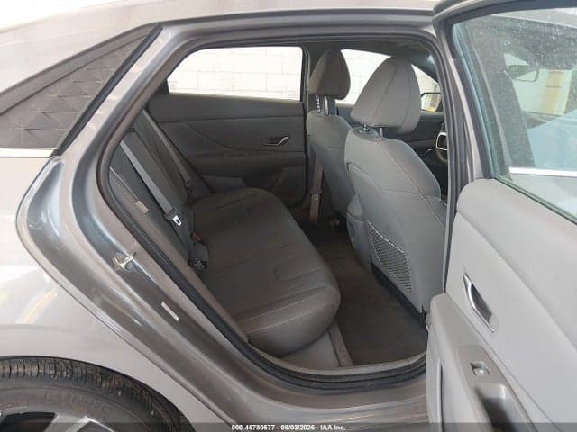 2024 HYUNDAI ELANTRA SEL 8