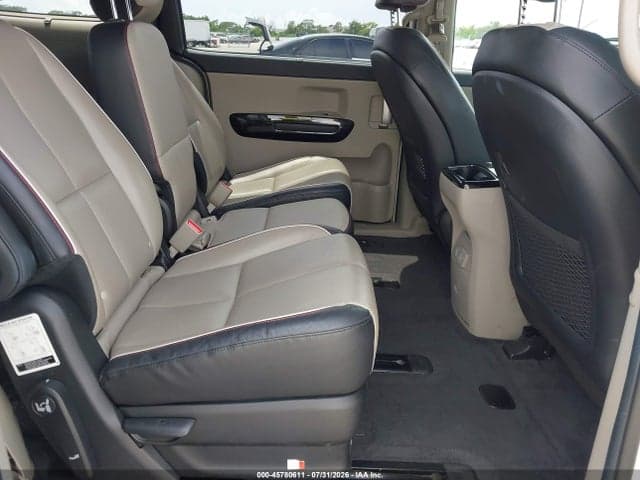 2020 KIA SEDONA EX 8