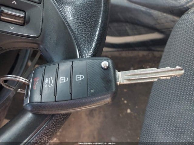 2017 KIA FORTE LX 11
