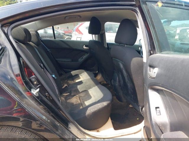 2017 KIA FORTE LX 8