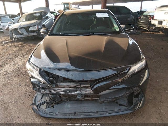 2018 TOYOTA CAMRY LE 13