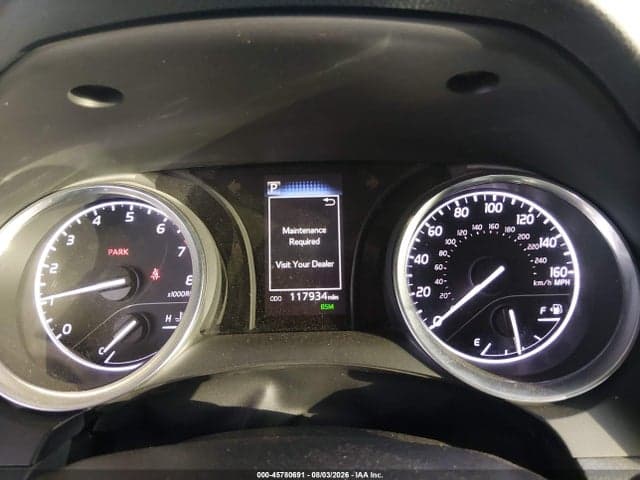 2018 TOYOTA CAMRY LE 7