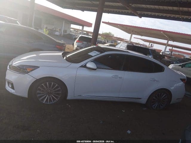 2018 KIA CADENZA PREMIUM 14