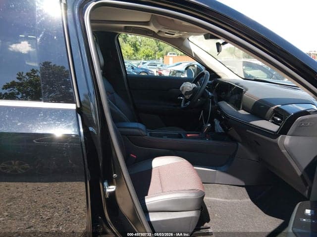 2025 NISSAN KICKS SR INTELLIGENT AWD 5
