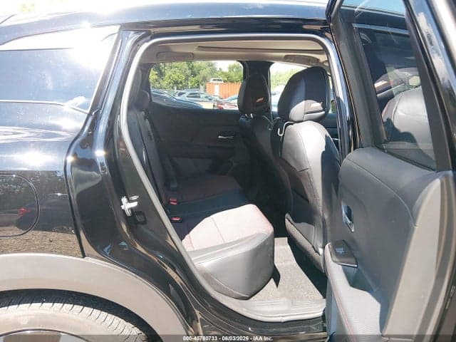 2025 NISSAN KICKS SR INTELLIGENT AWD 8