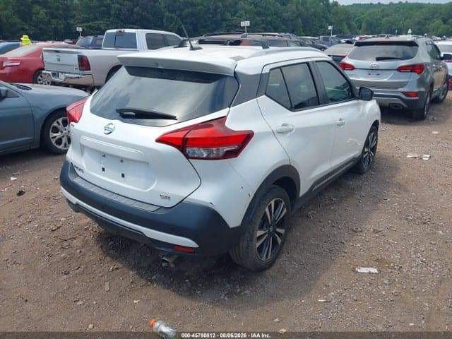 2018 NISSAN KICKS SR 4