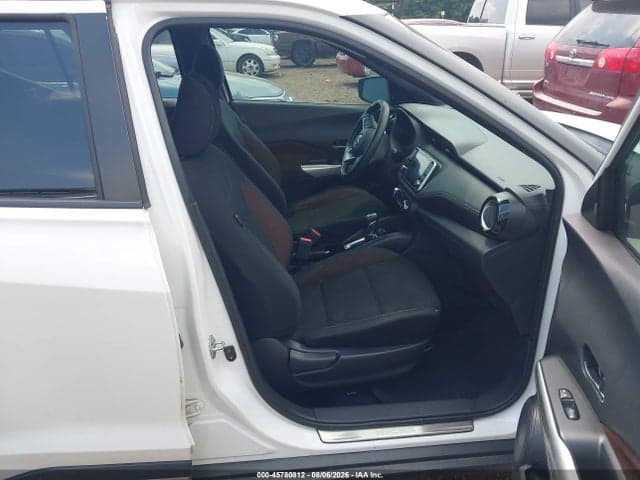 2018 NISSAN KICKS SR 5