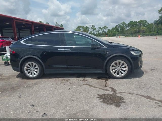 2020 TESLA MODEL X 13