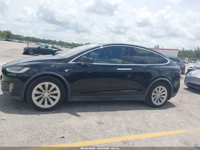 2020 TESLA MODEL X 14
