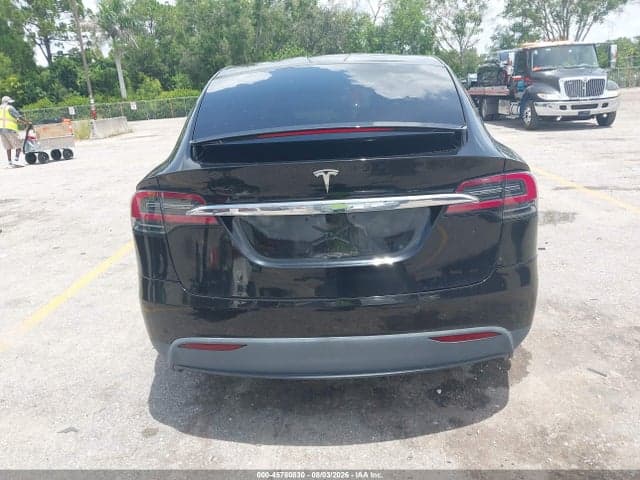 2020 TESLA MODEL X 16