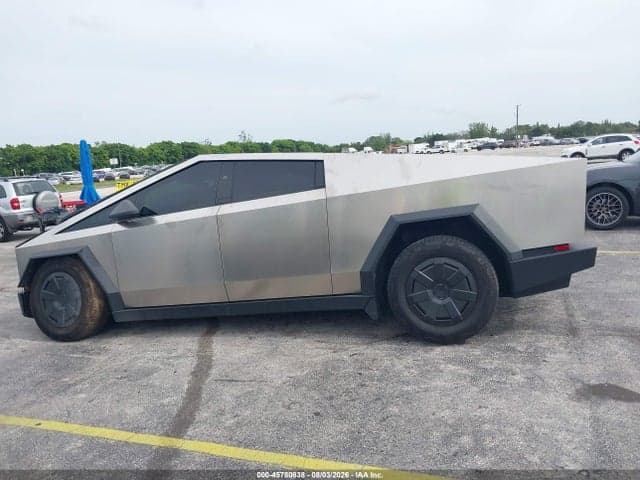 2025 TESLA CYBERTRUCK CYBERBEAST 14