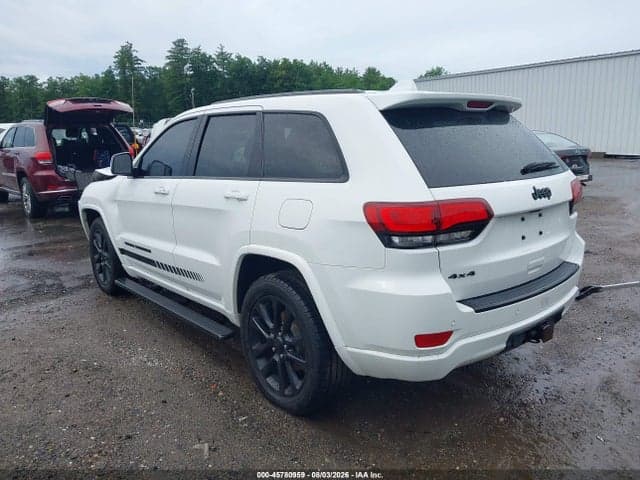2017 JEEP GRAND CHEROKEE ALTITUDE 3