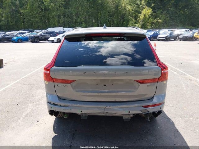 2025 VOLVO XC60 B5 CORE 17