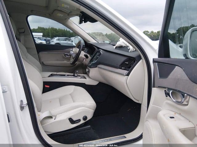 2025 VOLVO XC90 PLUG-IN HYBRID T8 CORE 7-SEATER 5