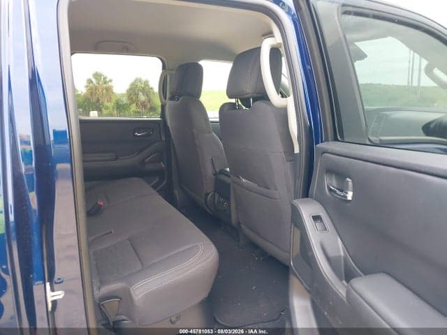 2023 NISSAN FRONTIER SV 4X2 8