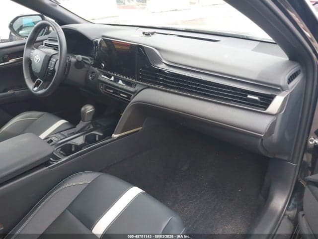 2026 TOYOTA CAMRY SE 5