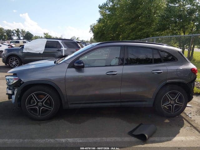 2021 MERCEDES-BENZ GLA 250 4MATIC 14
