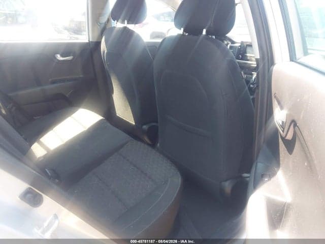 2019 KIA RIO LX 8
