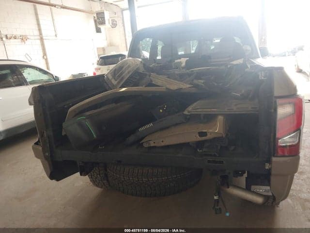 2021 NISSAN TITAN PRO-4X 4X4 16