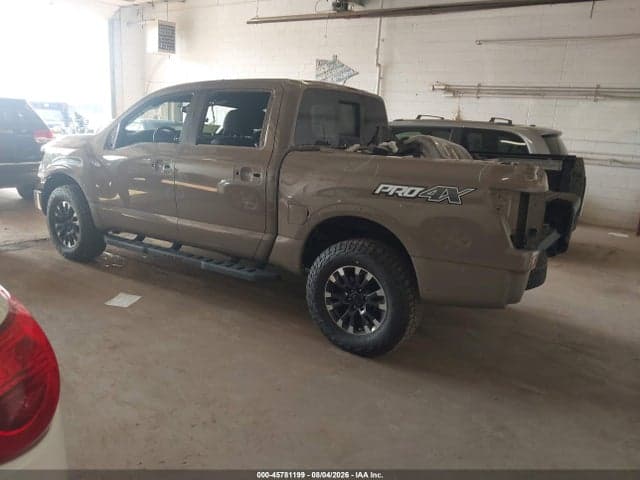 2021 NISSAN TITAN PRO-4X 4X4 3
