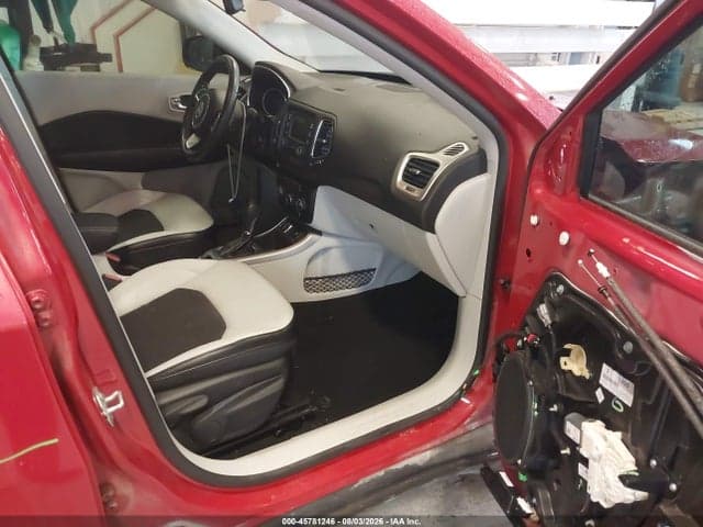 2018 JEEP COMPASS SUN AND WHEEL FWD 5