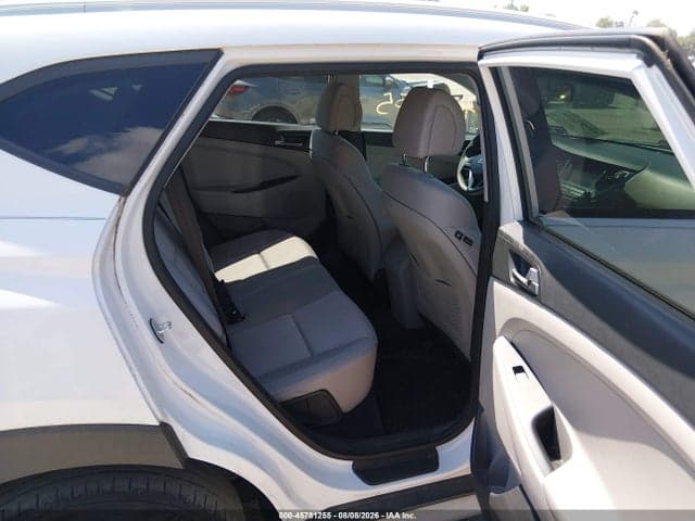 2018 HYUNDAI TUCSON SEL 8