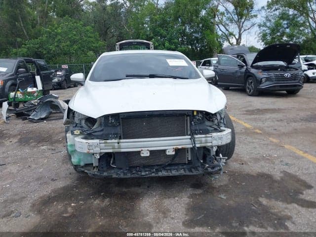 2017 FORD FUSION SE 13
