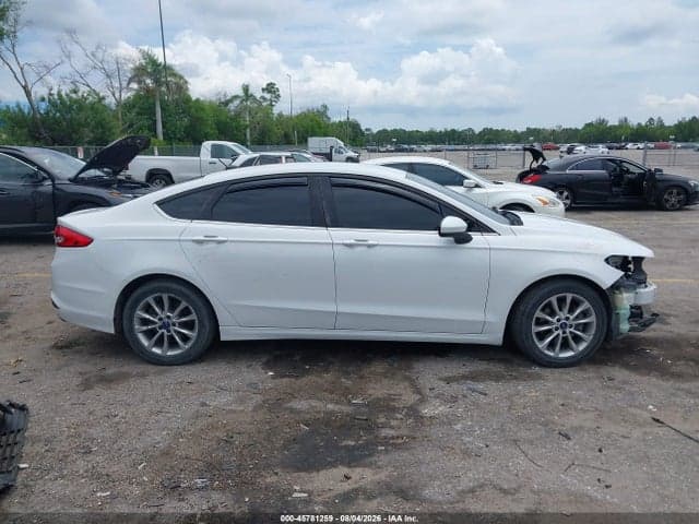 2017 FORD FUSION SE 14