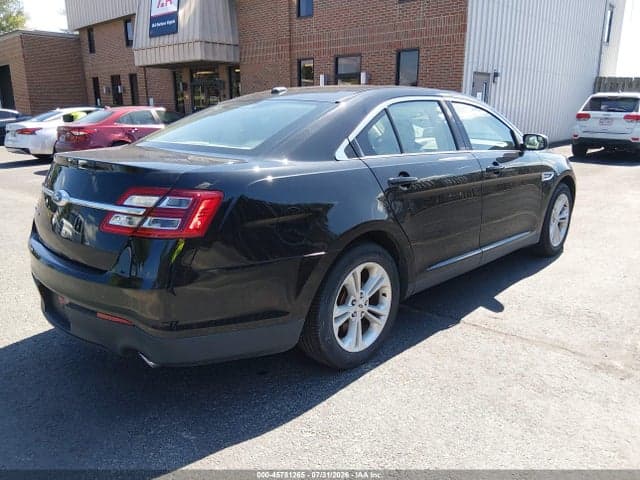 2018 FORD TAURUS SE 4