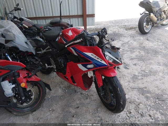2025 HONDA CBR650 R - 1