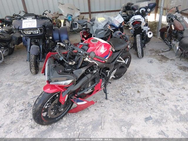 2025 HONDA CBR650 R 2