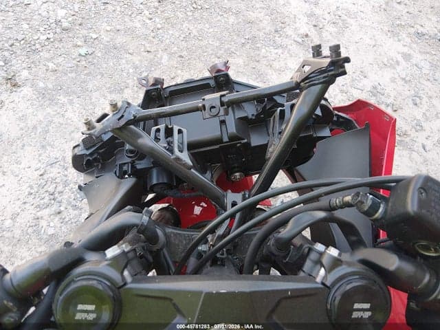 2025 HONDA CBR650 R 7