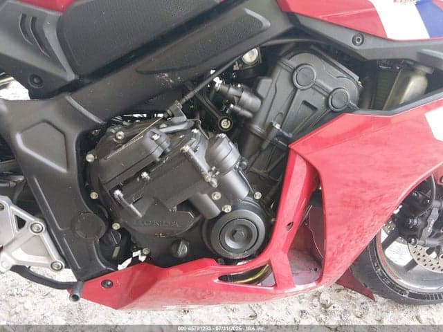 2025 HONDA CBR650 R 8