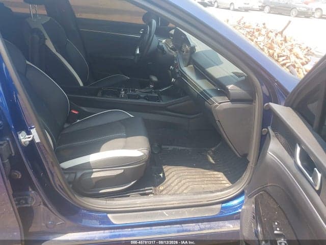 2025 KIA K5 GT-LINE 5