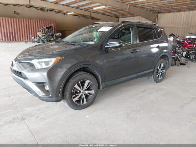 2018 TOYOTA RAV4 XLE 2
