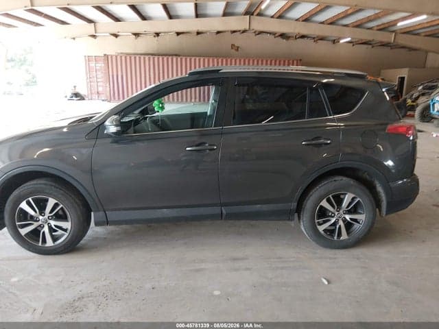 2018 TOYOTA RAV4 XLE 14
