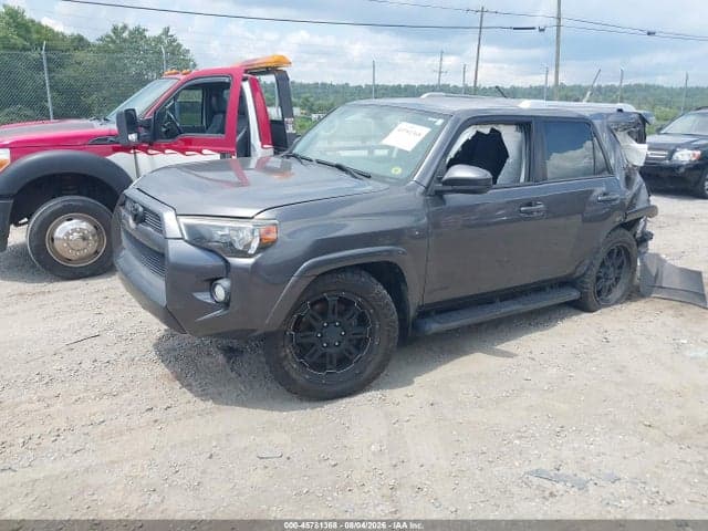 2018 TOYOTA 4RUNNER SR5 2
