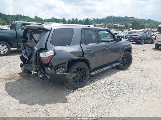 2018 TOYOTA 4RUNNER SR5 4