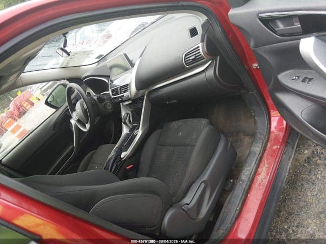 2018 MITSUBISHI ECLIPSE CROSS LE 5