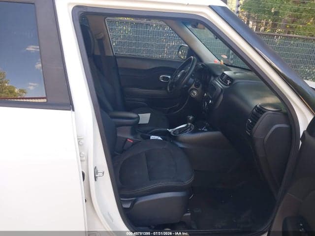 2017 KIA SOUL + 5