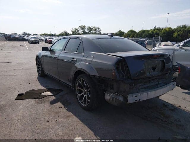 2018 CHRYSLER 300 TOURING 3