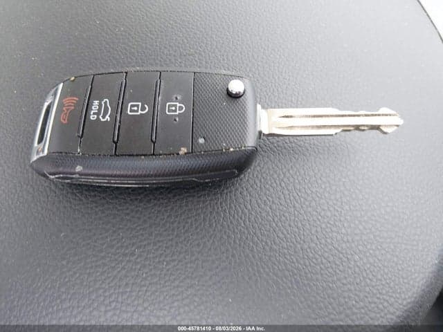 2017 KIA FORTE LX 11