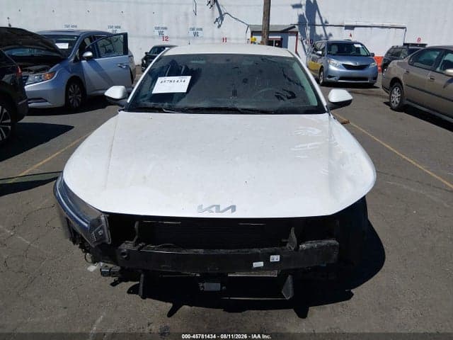 2025 KIA K4 LX 13