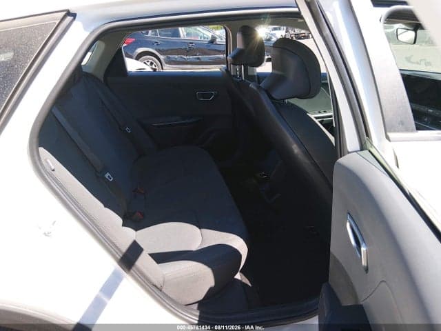 2025 KIA K4 LX 8
